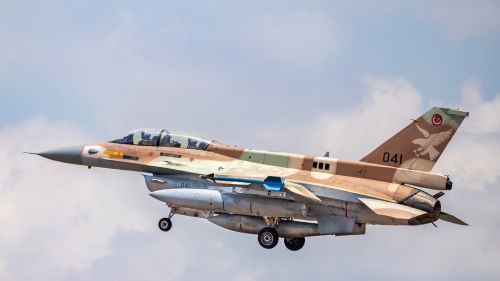 Izraelské letectvo proti Bibimu. Stovky pilotů plánují stávkovat